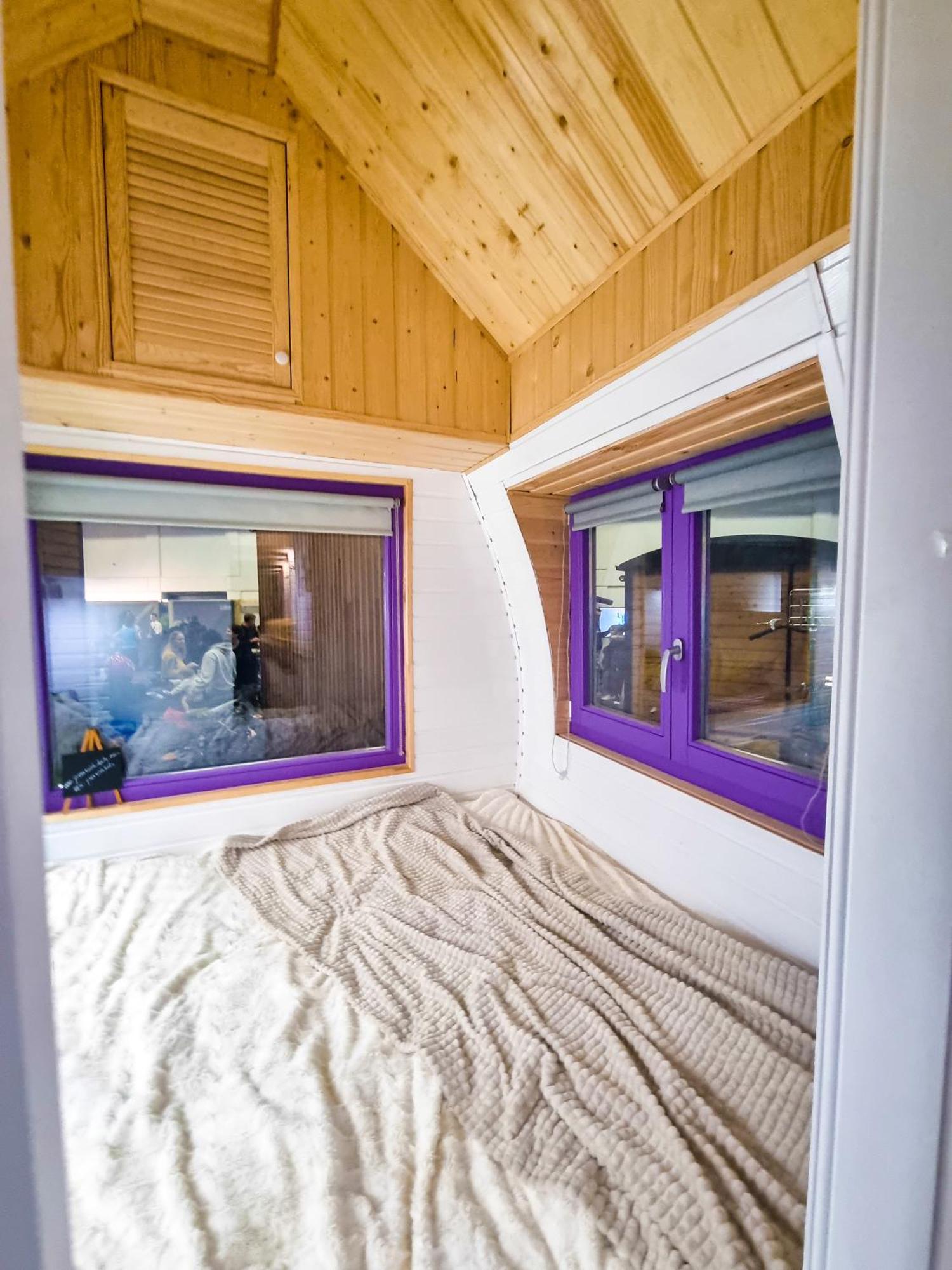 Central Tiny Houses Bucarest Extérieur photo